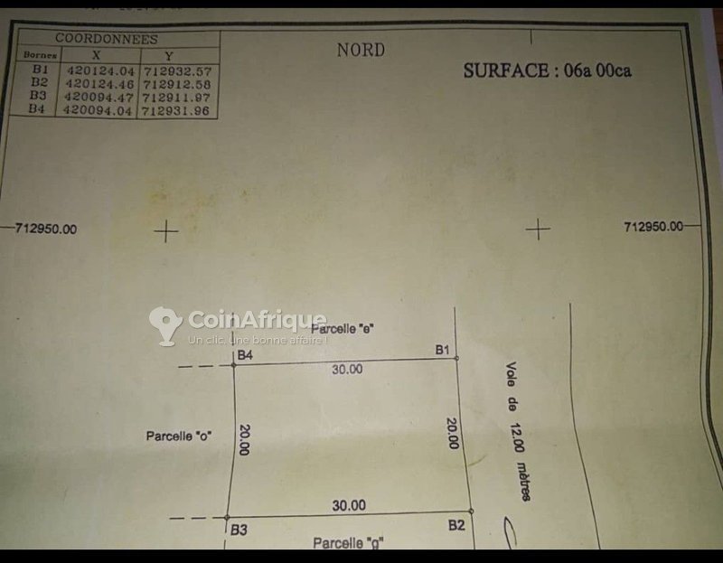 Terrain de 600 m² avec sécurité juridique renforcée et accès facile en zone en expansion