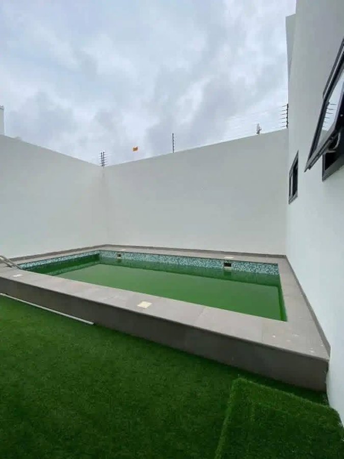 Villa luxueuse de 4 pièces avec piscine privée et jardin aménagé