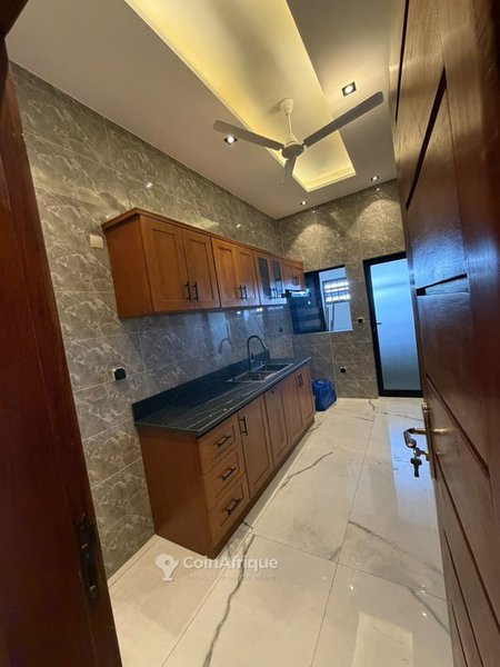 Appartement de 3 pièces avec climatisation et sécurité 24/24