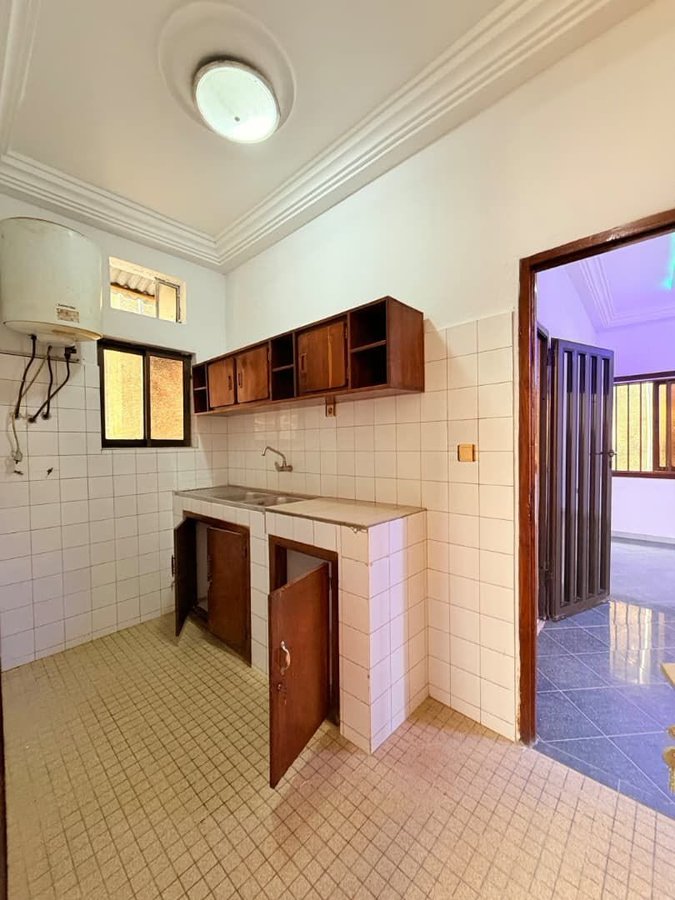 Appartement meublé d'une pièce avec balcon et dressing - Idéal pour bureau ou habitation