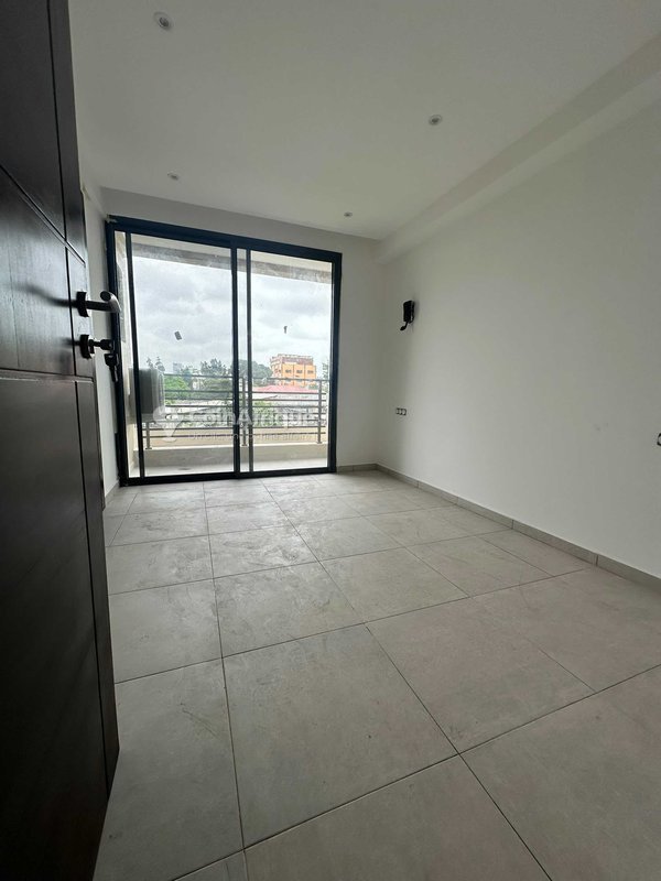 Appartement meublé de 2 pièces dans une résidence moderne avec climatisation et sécurité