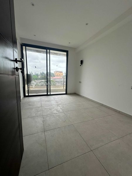 Appartement meublé de 2 pièces dans une résidence moderne avec climatisation et sécurité