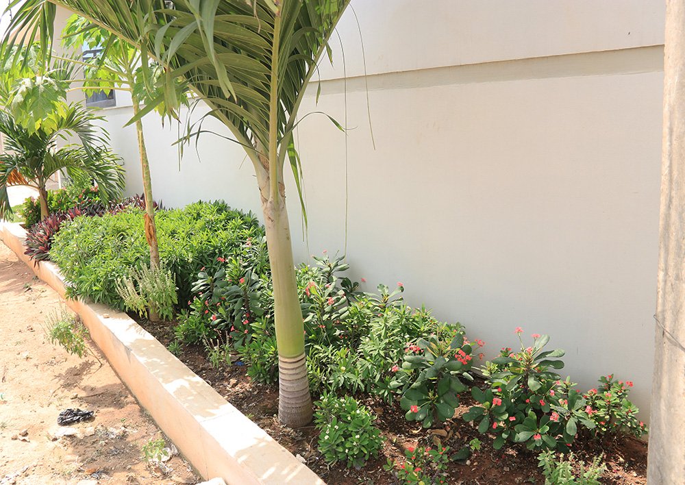 Villa meublée de 4 pièces avec parking, espace vert et vue dégagée