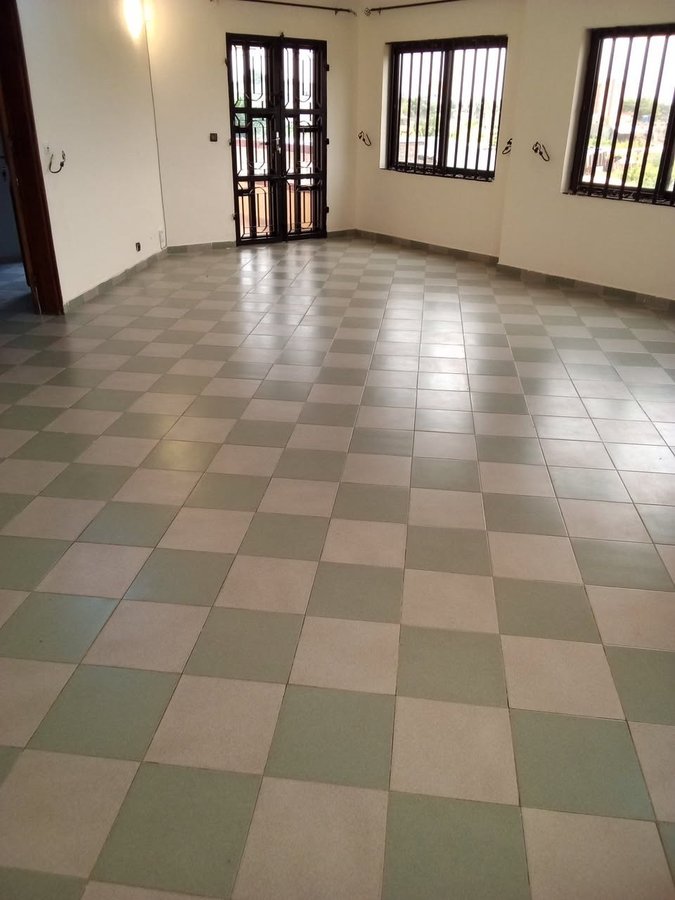 Appartement de standing avec 3 chambres et équipements haut de gamme