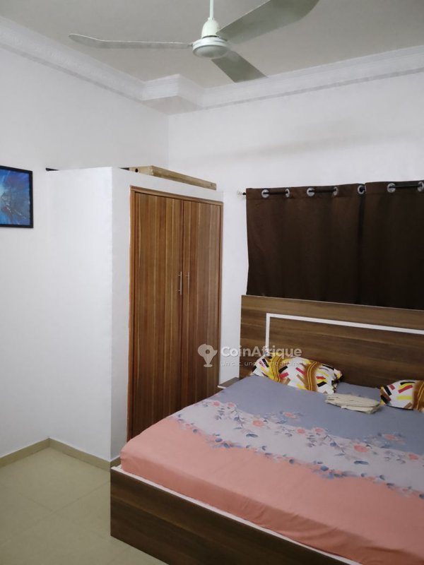 Appartement meublé climatisé avec balcon et cuisine équipée