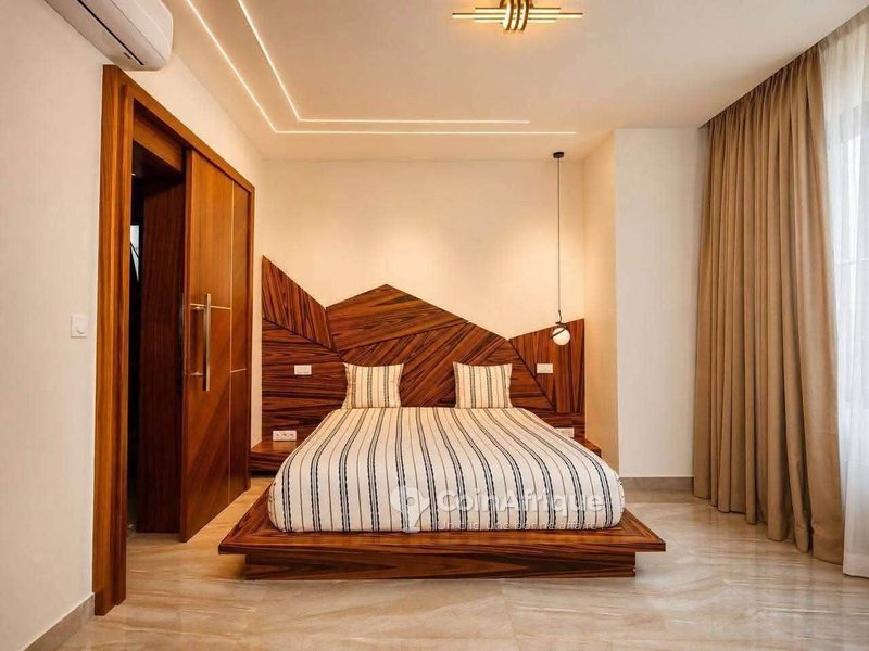 Villa luxueuse de 8 pièces avec piscine et rooftop