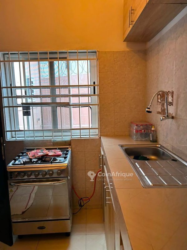 Appartement meublé de 3 pièces avec climatisation et équipements haut de gamme