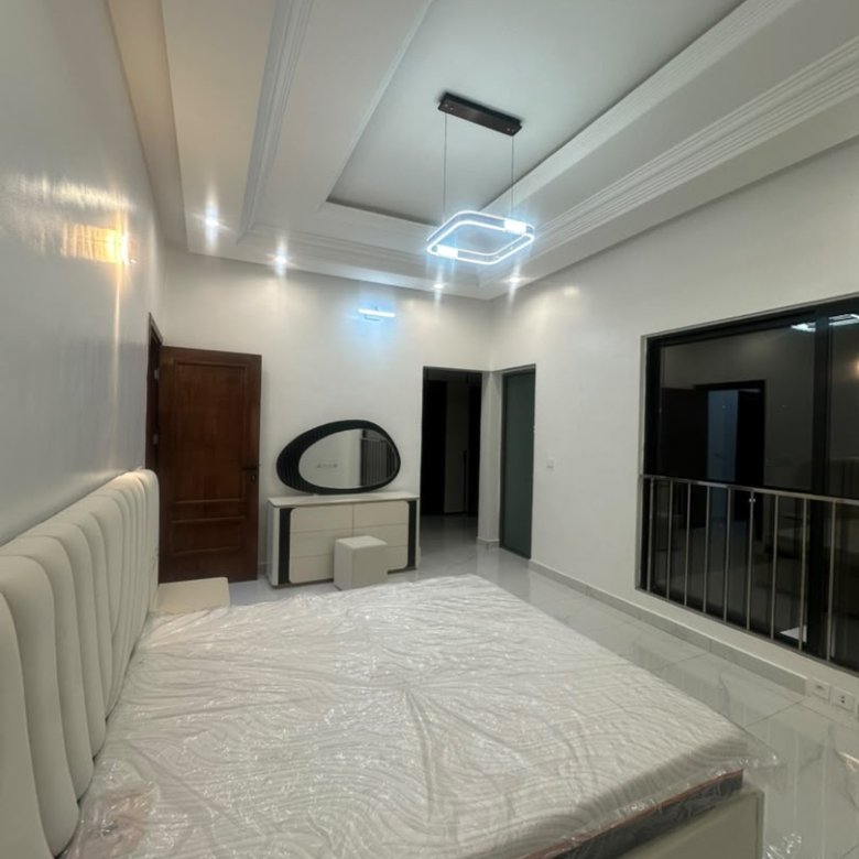 Villa luxueuse de 4 pièces avec piscine et garage
