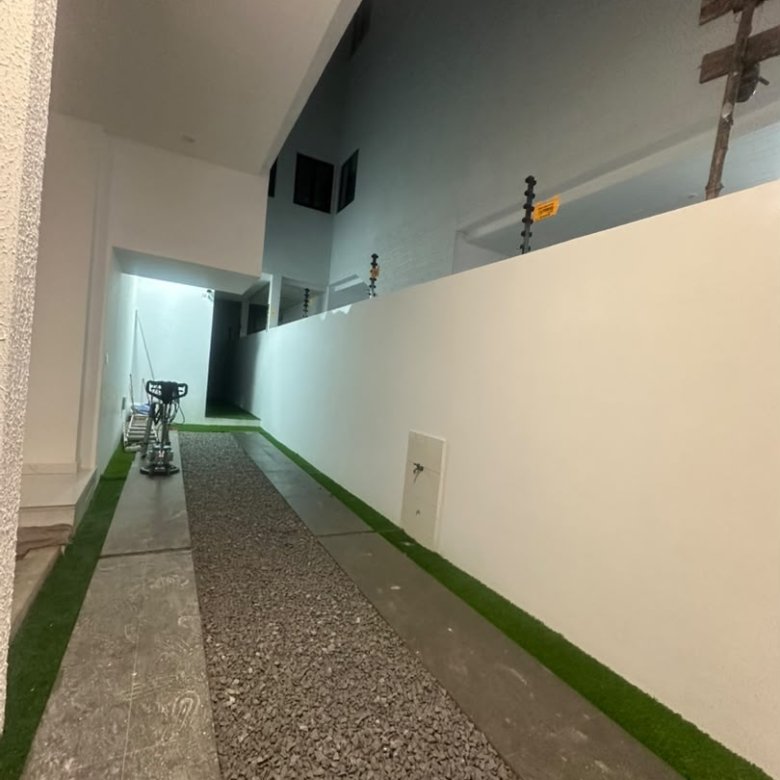 Villa luxueuse de 4 pièces avec piscine et garage