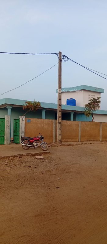 Villa luxueuse de 3 chambres avec garage spacieux et attestation de recasement