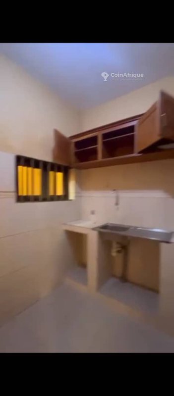 Villa luxueuse de 2 pièces avec style américain et deux garages