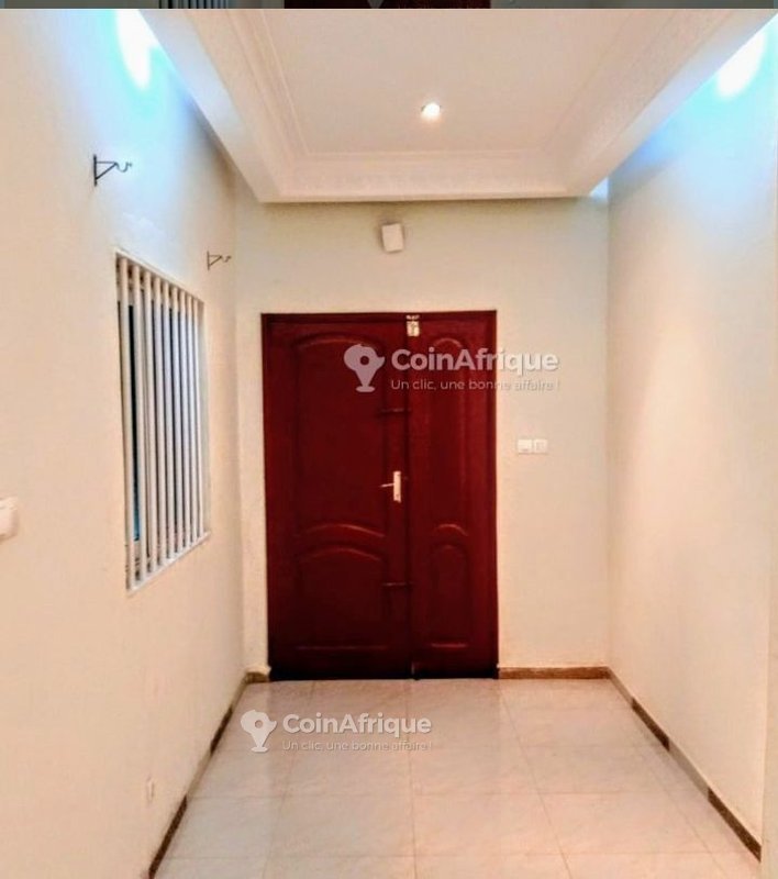 Appartement d'une chambre avec balcon et climatisation dans une résidence sécurisée