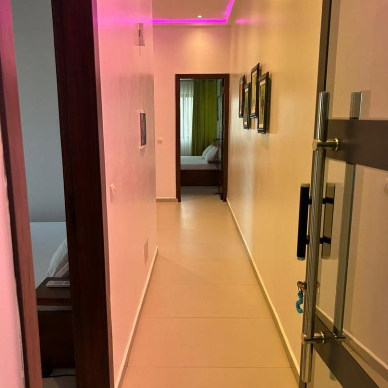 Appartement meublé 2 pièces avec services haut de gamme et confort moderne