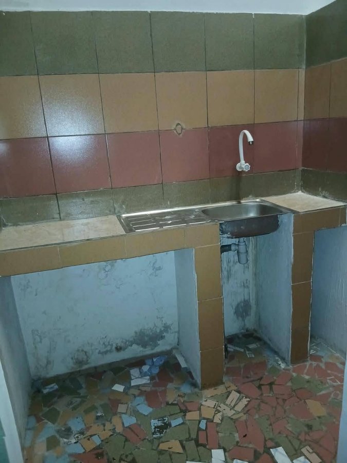 Appartement d'une pièce avec terrasse et sécurité renforcée