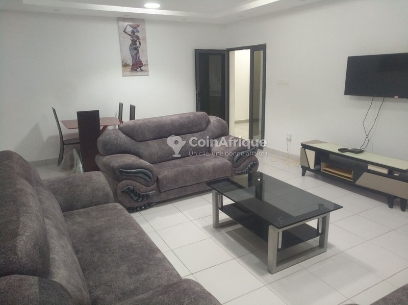 Location d'un trois chambres-salon meublé