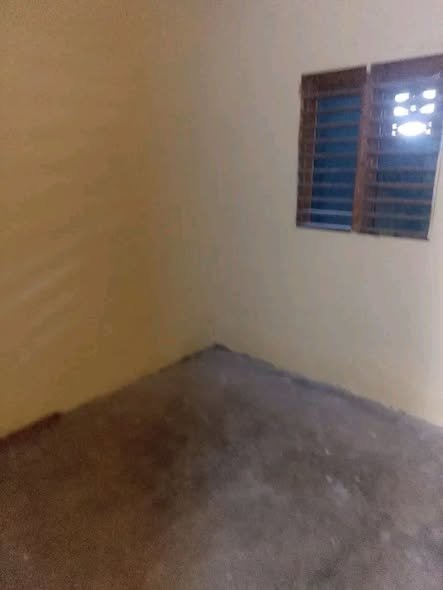 Appartement meublé d'une pièce avec commodités intérieures et finitions soignées