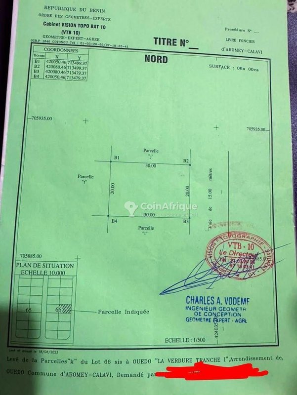 Terrain de 600 m² avec titre foncier global et attestation de recasement
