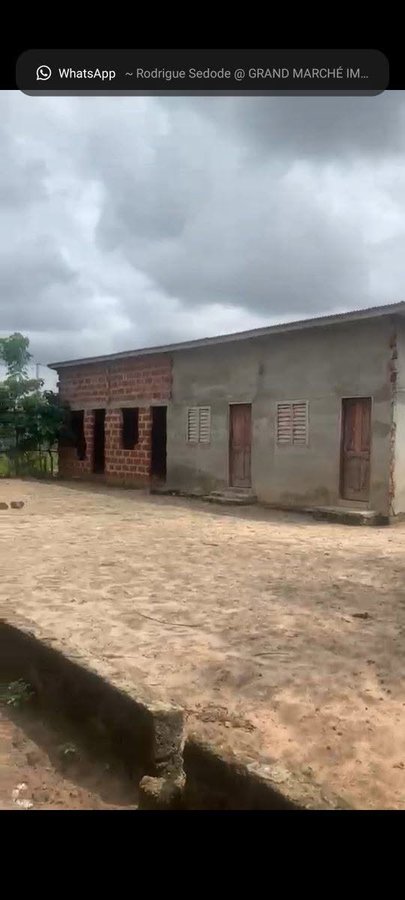 Maison de 4 pièces avec titre foncier - Gros œuvre terminé et potentiel locatif élevé