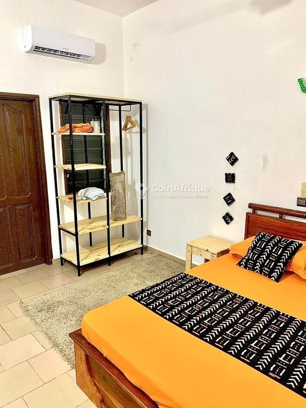 Appartement meublé 3 pièces avec climatisation et garage personnel à proximité de la plage