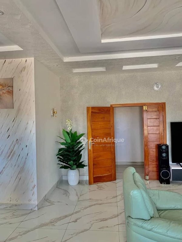 Penthouse meublé de luxe avec 2 chambres et équipements haut de gamme