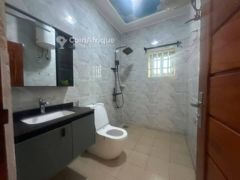 Penthouse meublé de luxe avec 2 chambres et équipements haut de gamme