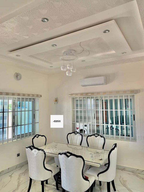 Penthouse meublé de luxe avec 2 chambres et équipements haut de gamme