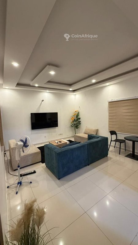 Appartement meublé 2 pièces avec services haut de gamme et confort moderne