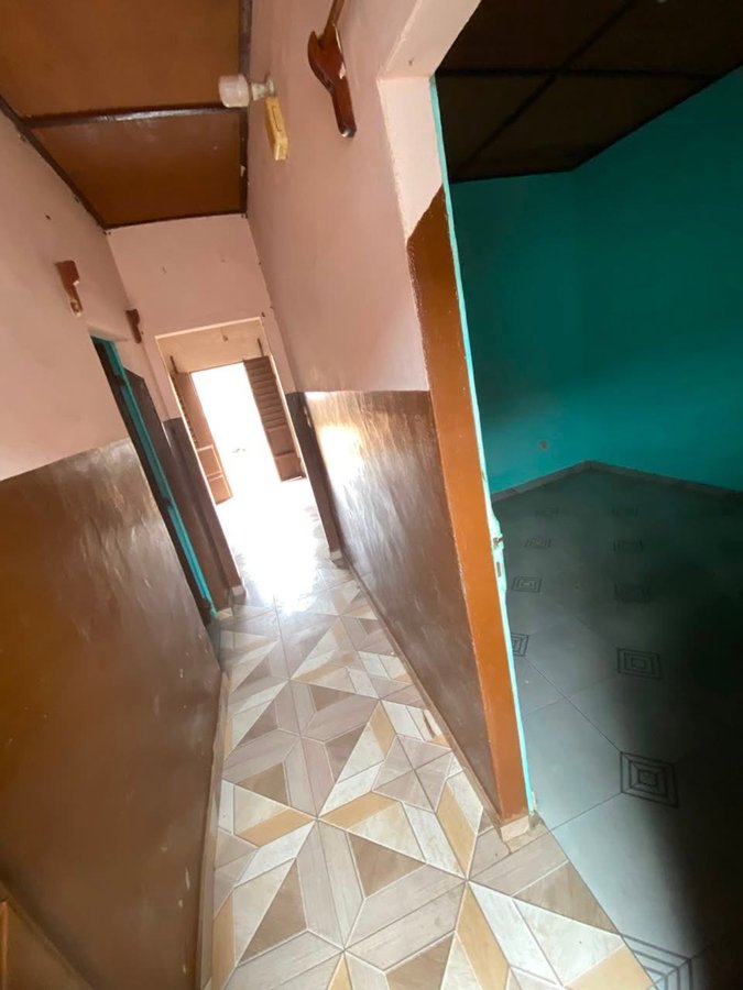 Appartement cosy de 2 pièces avec cour sécurisée et commodités modernes