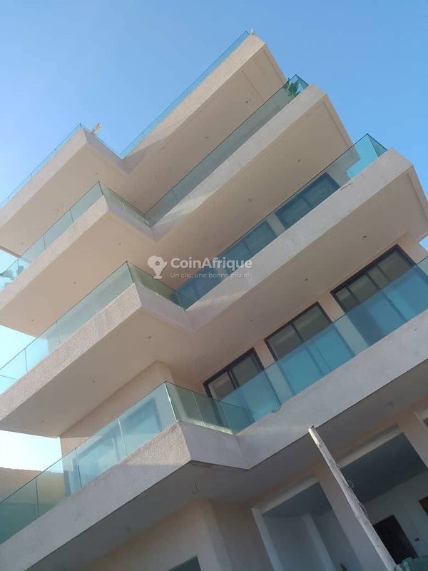 Appartement meublé 3 pièces avec piscine panoramique et vue sur l'océan