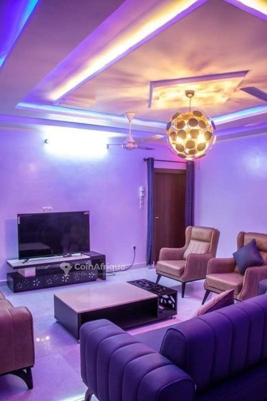 Villa luxueuse de 3 chambres avec climatisation et garage spacieux