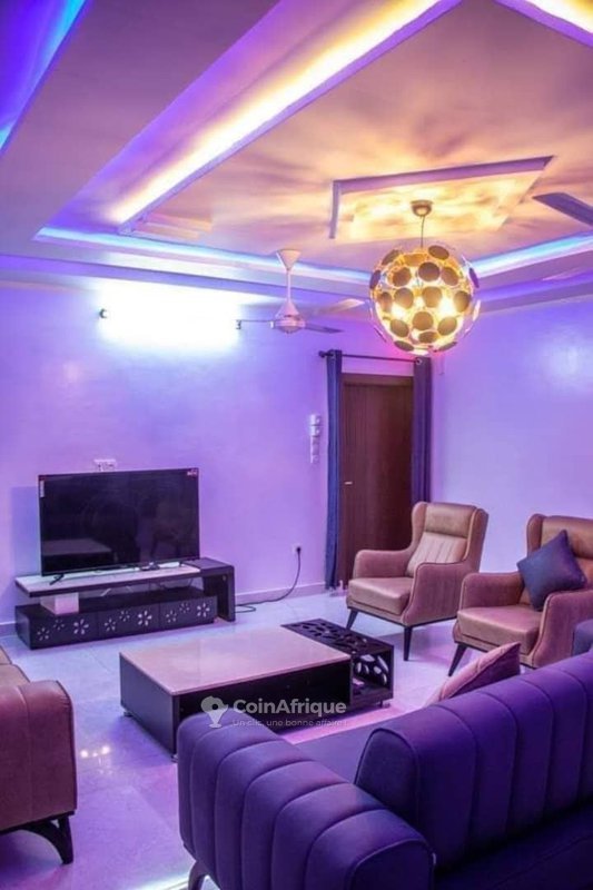 Villa luxueuse de 3 chambres avec climatisation et garage spacieux