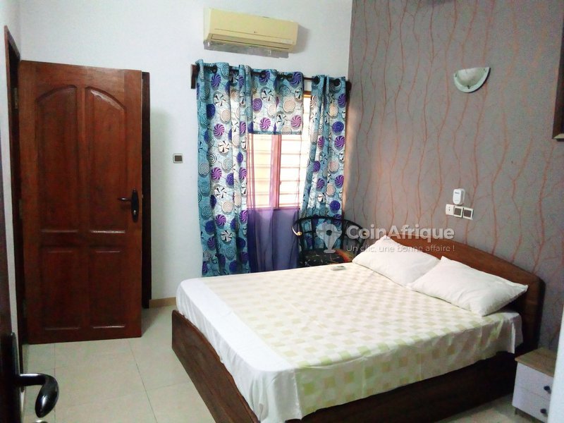 Appartement meublé de 4 pièces avec climatisation et balcon à proximité de la plage