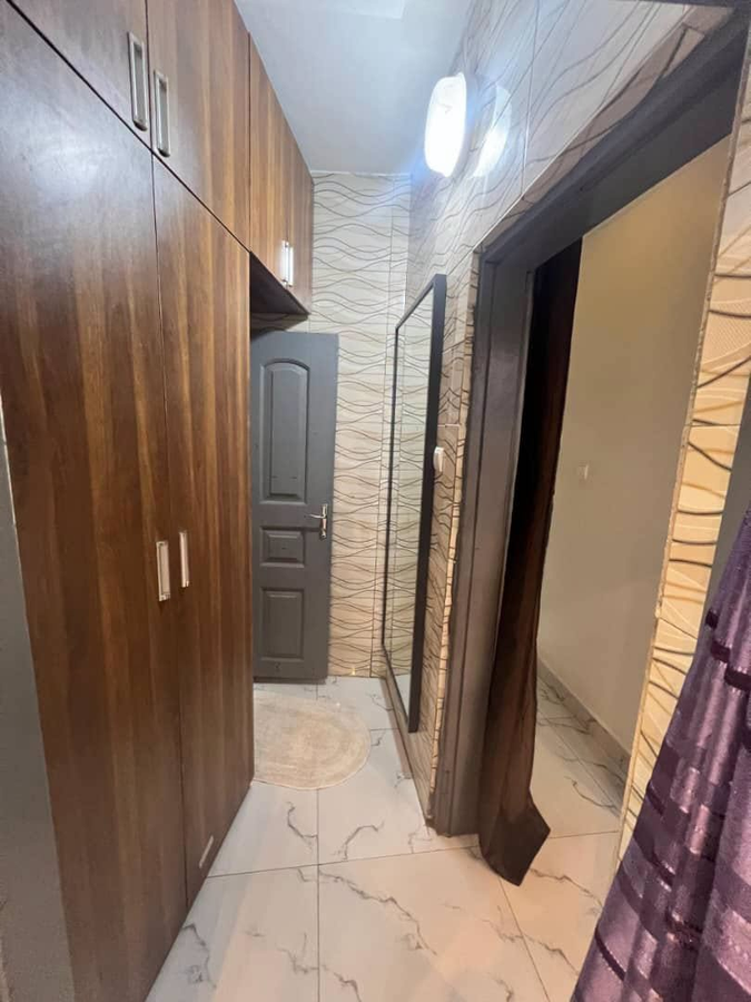 Appartement meublé d'une pièce avec entrée privée et équipements haut de gamme