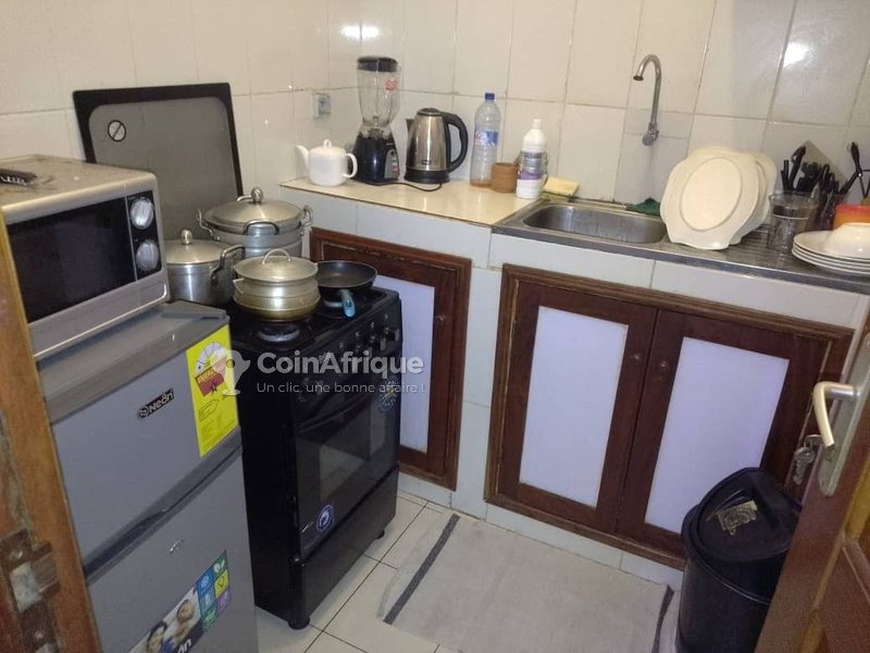 Appartement meublé d'une pièce avec climatisation et accès véhicule à proximité de la plage