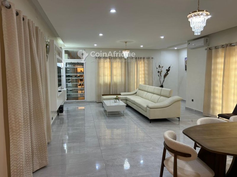 Appartement meublé de 3 pièces avec terrasse privative et équipements haut de gamme