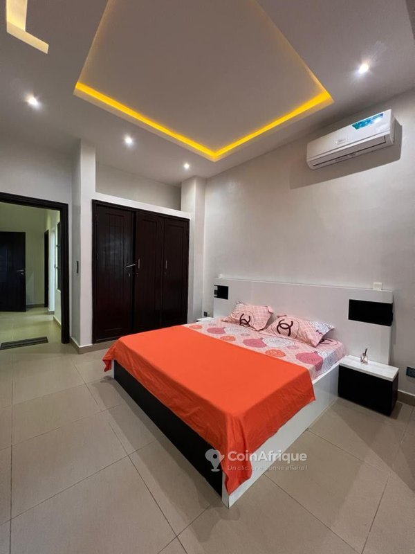 Appartement meublé haut standing de 3 pièces avec climatisation et équipements premium