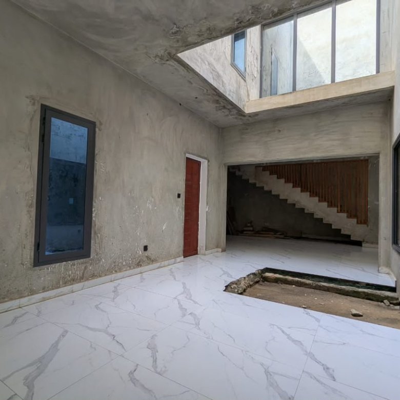 Magnifique villa de 4 pièces avec titre foncier personnel