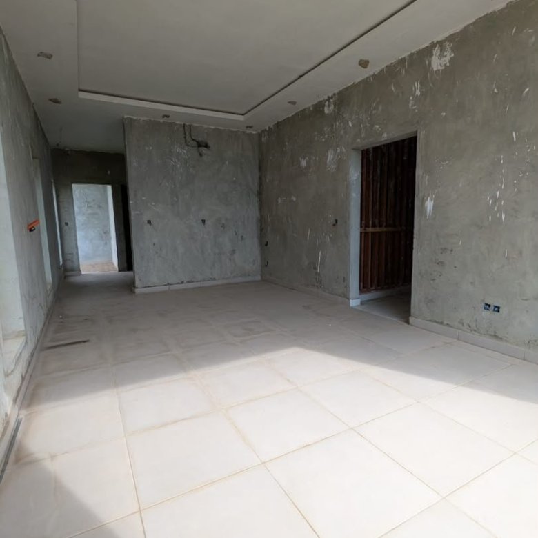Magnifique villa de 4 pièces avec titre foncier personnel