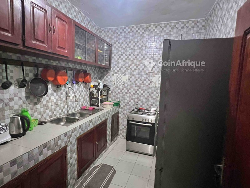 Appartement meublé 2 pièces avec climatisation et proximité immédiate de la plage