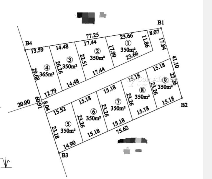Terrain exceptionnel de 9 parcelles viabilisées à proximité immédiate du goudron