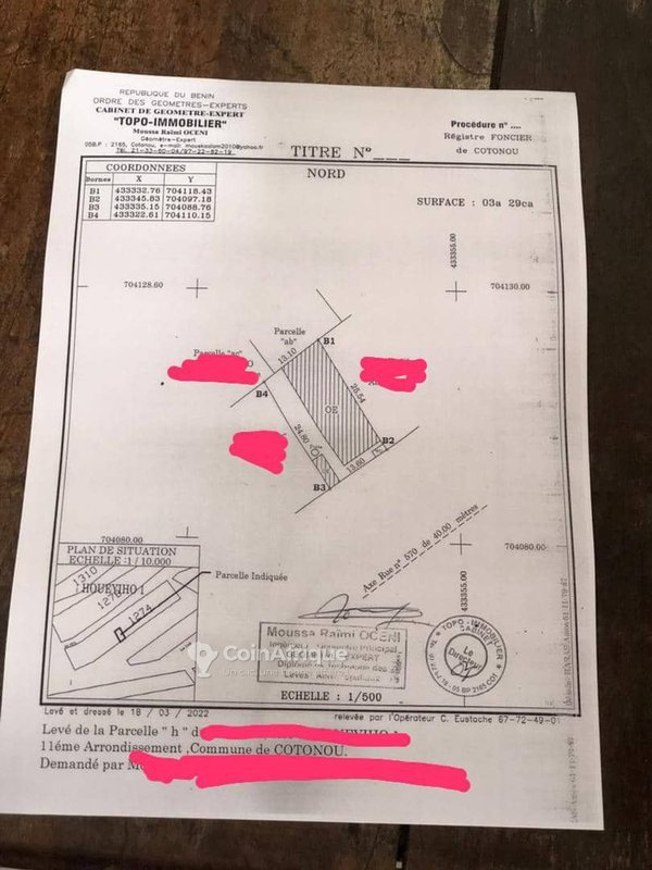 Terrain premium en première position au bord du goudron - 329 m²