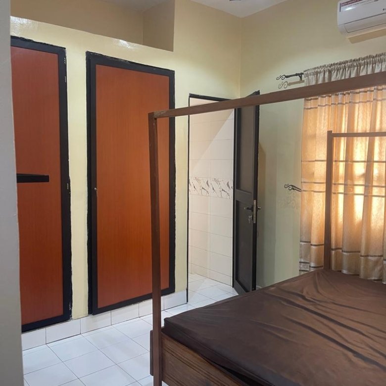 Appartement meublé de 3 pièces avec entrée personnelle et salon équipé