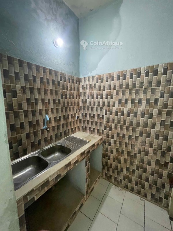Appartement cosy d'une pièce avec couloir spacieux