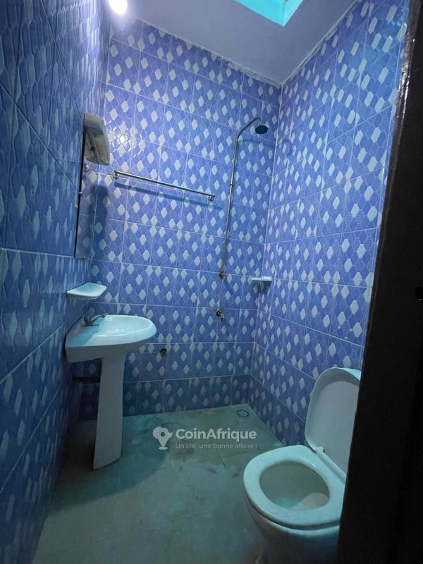 Appartement cosy d'une pièce avec couloir spacieux