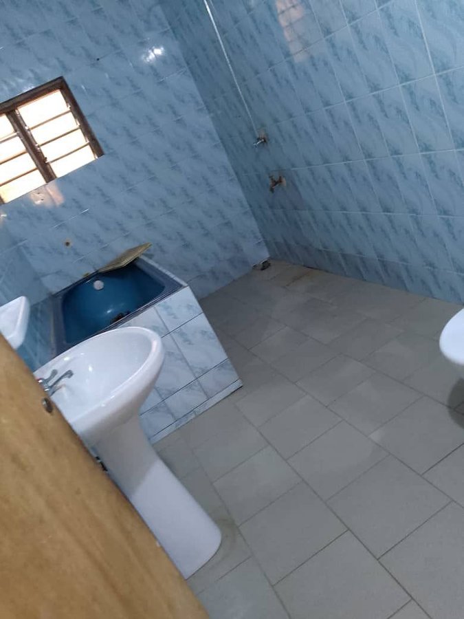 Appartement 2 pièces avec entrée personnelle et garage double