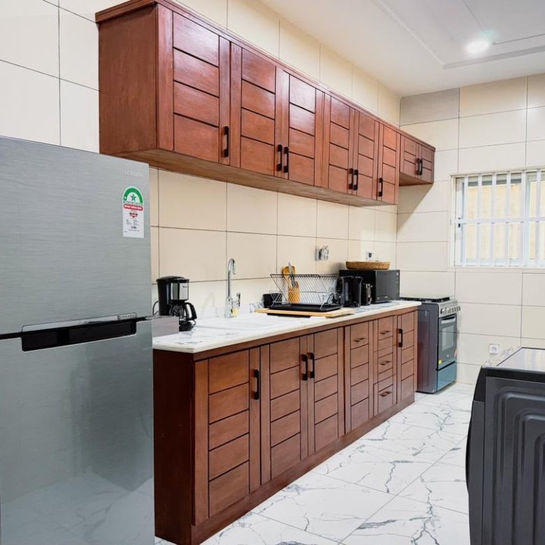 Appartement meublé de 2 pièces avec vue sur mer et balcon équipé