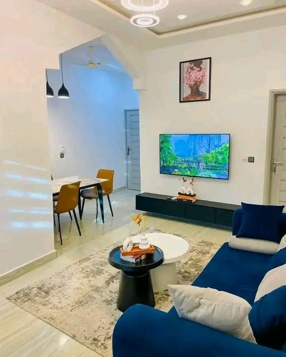 Appartement meublé d'une pièce avec climatisation et entrée personnelle