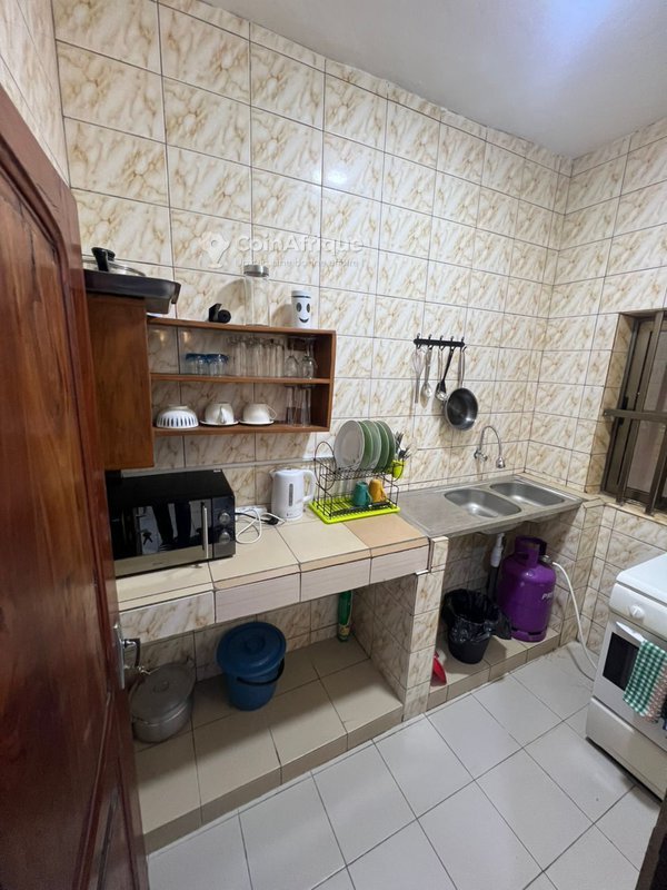 Appartement meublé de 3 pièces avec cuisine équipée et services inclus