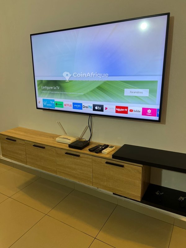 Appartement meublé de 3 pièces avec cuisine équipée et services inclus