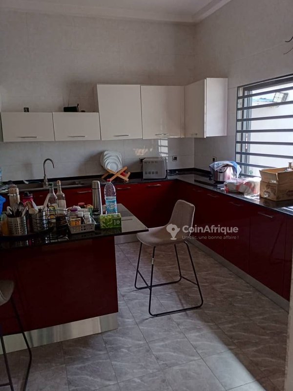 Vente d'une villa duplex de 8 pièces